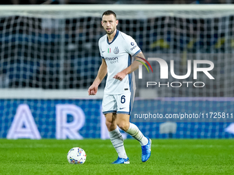 Stefan de Vrij of FC Internazionale during the Serie A Enilive match between Empoli FC and FC Internazionale at Stadio Carlo Castellani on O...