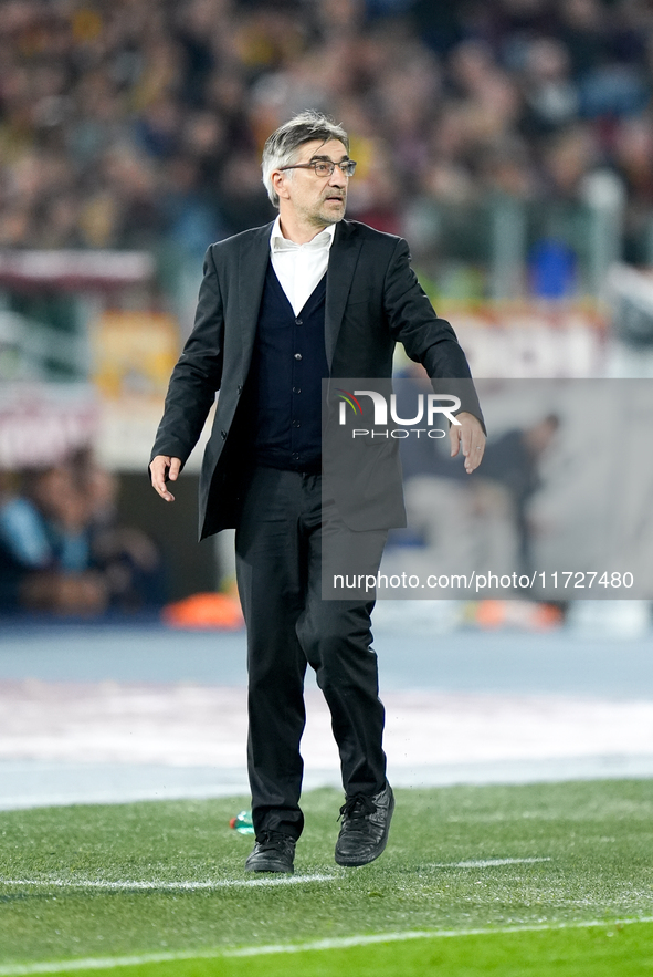 Ivan Juric head coach of AS Roma gestures during the Serie A Enilive match between Empoli FC and FC Internazionale at Stadio Carlo Castellan...