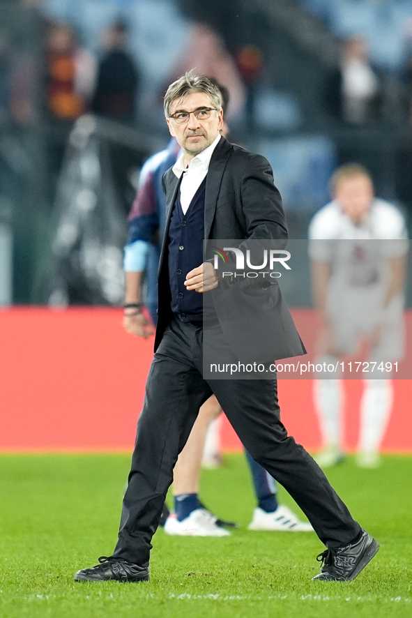 Ivan Juric head coach of AS Roma looks on during the Serie A Enilive match between Empoli FC and FC Internazionale at Stadio Carlo Castellan...