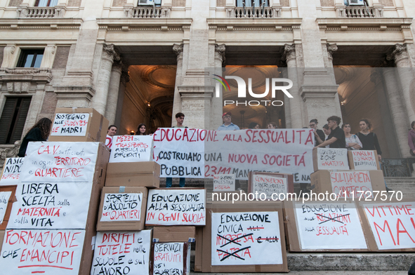 OSA students perform a flash mob in front of the Ministry of Education and Merit to request sexual and affective education in schools in Rom...