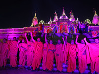 Priests chant at the Akshardham temple on the occasion of the 'Diwali' festival in Jaipur, Rajasthan, India, on October 31, 2024. (