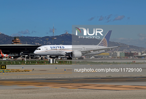 A Boeing 787-8 Dreamliner from United Airlines begins its takeoff run at Barcelona El Prat Airport in Barcelona, Spain, on October 8, 2024. 