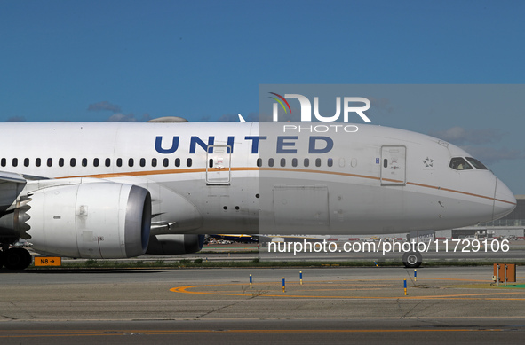 A Boeing 787-8 Dreamliner from United Airlines starts the run for takeoff at Barcelona El Prat airport in Barcelona, Spain, on October 8, 20...