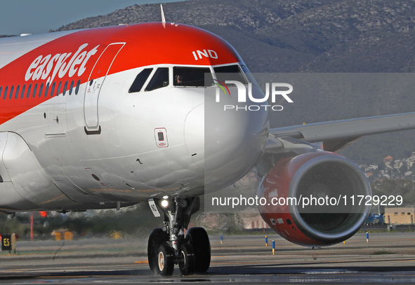 An Airbus A320-214 from easyJet is on the runway ready to take off from Barcelona airport in Barcelona, Spain, on October 8, 2024. 