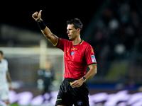 Referee Matteo Marchetti gestures during the Serie A Enilive match between Empoli FC and FC Internazionale at Stadio Carlo Castellani on Oct...