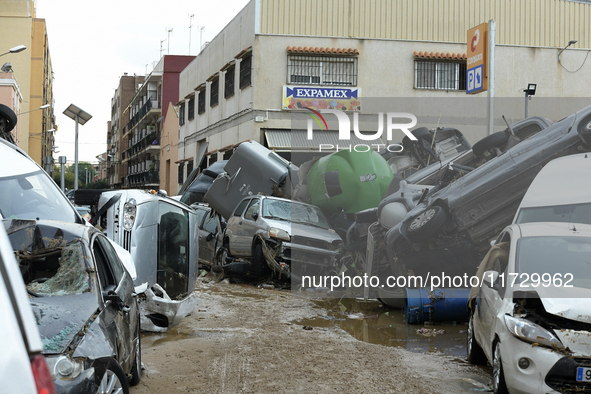 A view of the disaster area as search and rescue operations and aid delivery continue in Paiporta following the floods caused by heavy rain...