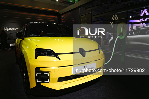 The new electric R5 and the individual recharging terminal are in the Mobilize stand at the Paris Motor Show at Paris Expo Porte de Versaill...