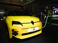 The new electric R5 and the individual recharging terminal are in the Mobilize stand at the Paris Motor Show at Paris Expo Porte de Versaill...