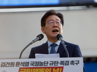 Lee Jae-myung, the leader of the Democratic Party, delivers a speech condemning President Yoon Suk-yeol and calls for a special investigatio...