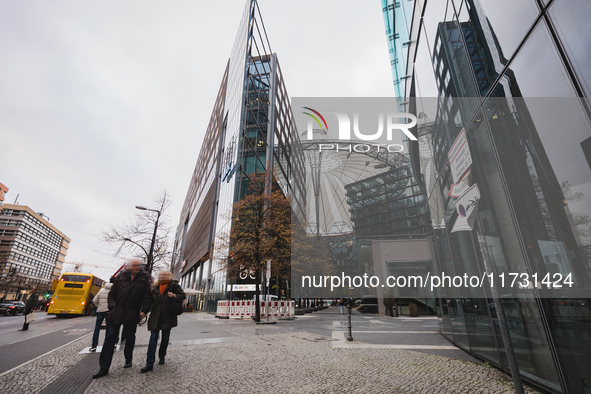 The last day at the Museum for Film and Television. Within 8 days, the Museum for Film and Television experiences a visitor record: 20,000 v...