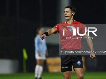 Referee Gianmarco Vailati officiates during the 8th day of the Serie A Femminile eBay Championship between S.S. Lazio and F.C. Como at the M...