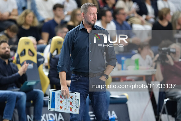 Alberto Giuliani is the head coach of Valsa Group Modena during the match between Rana Verona and Valsa Group Modena in the regular season o...