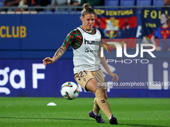 Annelie Leitner plays during the match between FC Barcelona Women and SD Eibar Women, corresponding to week 8 of the Liga F, at the Johan Cr...