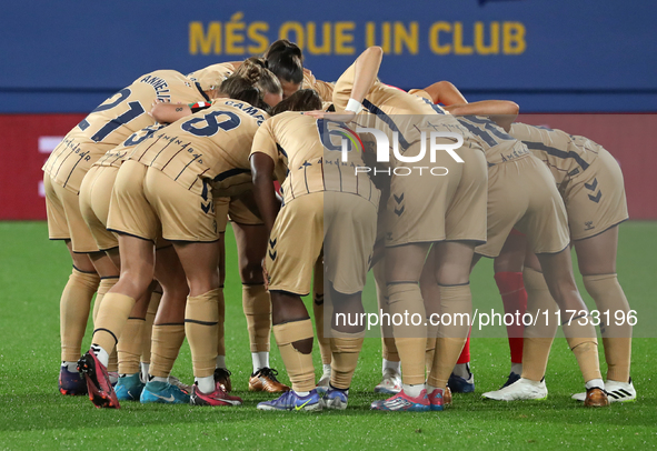 SD Eibar players participate in the match between FC Barcelona Women and SD Eibar Women, corresponding to week 8 of the Liga F, at the Johan...