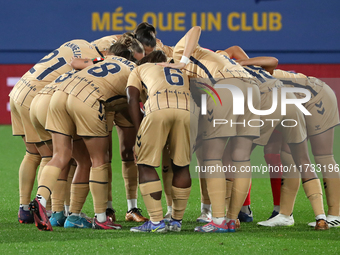 SD Eibar players participate in the match between FC Barcelona Women and SD Eibar Women, corresponding to week 8 of the Liga F, at the Johan...