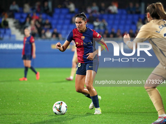 Kika Nazareth plays during the match between FC Barcelona Women and SD Eibar Women, corresponding to week 8 of the Liga F, at the Johan Cruy...