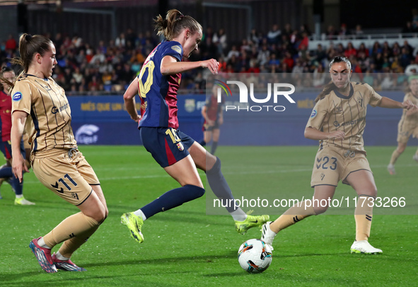 Caroline Graham Hansen and Laura Fernandez play during the match between FC Barcelona Women and SD Eibar Women, corresponding to week 8 of t...