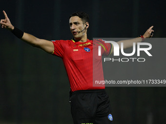 Referee Gianmarco Vailati officiates during the 8th day of the Serie A Femminile eBay Championship between S.S. Lazio and F.C. Como at the M...