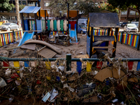 Thousands of volunteers participate in cleaning the areas affected by the floods of October 29 in Valencia. Towns such as Massanassa, Alfafa...