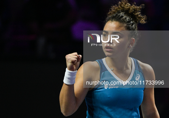 RIYADH, SAUDI ARABIA - NOVEMBER 02: Jasmine Paolini of Italy in action during her match against Kazakhstan's Elena Rybakina at the 2024 WTA...