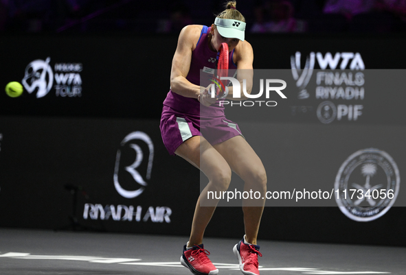 RIYADH, SAUDI ARABIA - NOVEMBER 02: Elena Rybakina of Kazakhstan during her match against Jasmine Paolini of Italy at the 2024 WTA Finals, p...