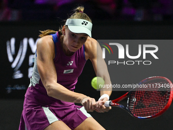 RIYADH, SAUDI ARABIA - NOVEMBER 02: Elena Rybakina of Kazakhstan during her match against Jasmine Paolini of Italy at the 2024 WTA Finals, p...