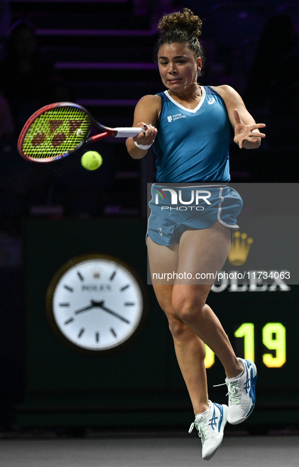 RIYADH, SAUDI ARABIA - NOVEMBER 02: Jasmine Paolini of Italy in action during her match against Kazakhstan's Elena Rybakina at the 2024 WTA...