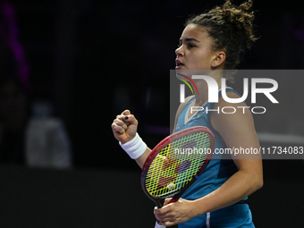 RIYADH, SAUDI ARABIA - NOVEMBER 02: Jasmine Paolini of Italy during her match against Kazakhstan's Elena Rybakina at the 2024 WTA Finals, pa...