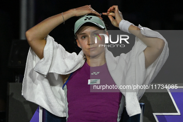 RIYADH, SAUDI ARABIA - NOVEMBER 02: Elena Rybakina of Kazakhstan during her match against Jasmine Paolini of Italy at the 2024 WTA Finals, p...