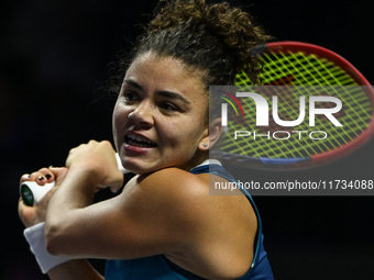 RIYADH, SAUDI ARABIA - NOVEMBER 02: Jasmine Paolini of Italy during her match against Kazakhstan's Elena Rybakina at the 2024 WTA Finals, pa...