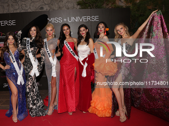 (L-R) Miss Estonia Valeria Vasilieva, Miss Mexico Maria Fernanda Beltran, Miss Denmark Victoria Kjaer Theilvig, Miss Thailand Suchata Chuang...