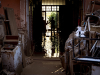 Thousands of volunteers participate in cleaning the areas affected by the floods of October 29 in Valencia. Towns such as Massanassa, Alfafa...