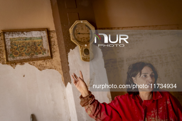 Thousands of volunteers participate in cleaning the areas affected by the floods of October 29 in Valencia. Towns such as Massanassa, Alfafa...