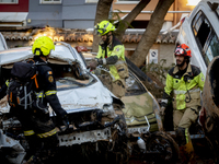 Thousands of volunteers participate in cleaning the areas affected by the floods of October 29 in Valencia. Towns such as Massanassa, Alfafa...