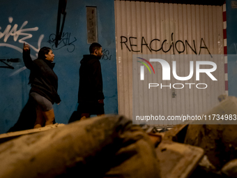 Thousands of volunteers participate in cleaning the areas affected by the floods of October 29 in Valencia. Towns such as Massanassa, Alfafa...