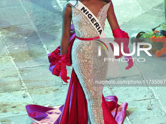 Miss Nigeria Chidimma Adetshina walks on the runway during the Miss Universe Catrinas Gala at Antiguo Colegio de las Vizcainas in Mexico Cit...