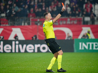 Ermanno Feliciani (Referee) shows the red card during the Italian championship Serie A football match between AC Monza and AC Milan at U-Pow...