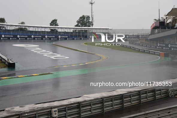 The rain falls over the track during the Formula 1 Lenovo Grande Premio De Sao Paulo 2024 in Sao Paulo, Brazil, on November 2, 2024. 