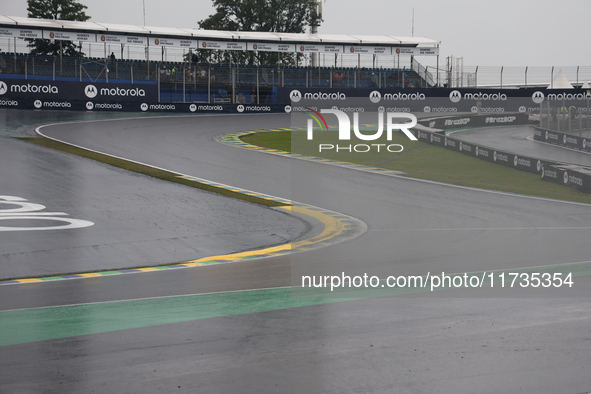 The rain falls over the track during the Formula 1 Lenovo Grande Premio De Sao Paulo 2024 in Sao Paulo, Brazil, on November 2, 2024. 