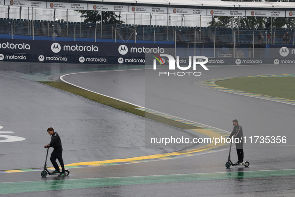 The rain falls over the track during the Formula 1 Lenovo Grande Premio De Sao Paulo 2024 in Sao Paulo, Brazil, on November 2, 2024. 