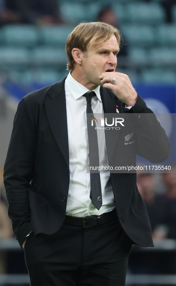 Scott Robertson is the Head Coach of New Zealand during the Autumn Nations Series International Rugby match between England and New Zealand...