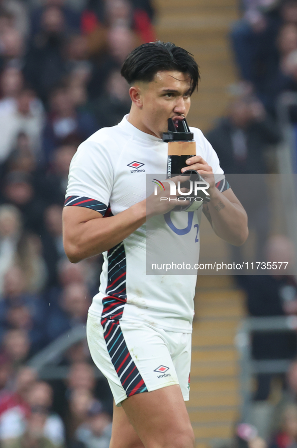 Marcus Smith of England (Harlequins) plays during the Autumn Nations Series International Rugby match between England and New Zealand at All...