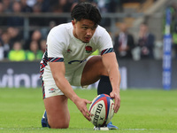 Marcus Smith of England (Harlequins) plays during the Autumn Nations Series International Rugby match between England and New Zealand at All...