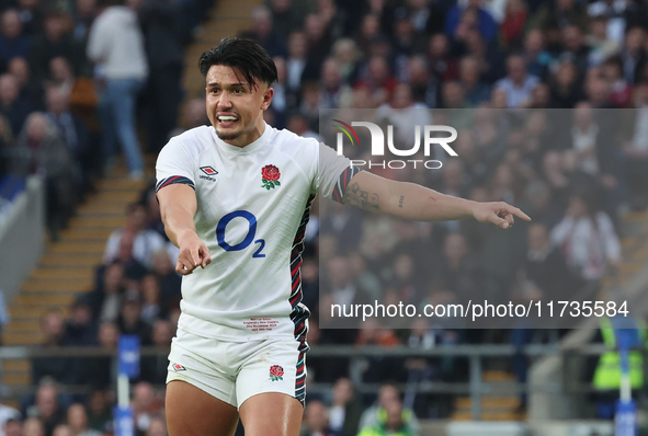 Marcus Smith of England (Harlequins) plays during the Autumn Nations Series International Rugby match between England and New Zealand at All...