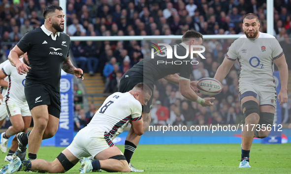 Will Jordan of New Zealand is in action during the Autumn Nations Series International Rugby match between England and New Zealand at Allian...