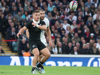 Cortez Ratima of New Zealand is in action during the Autumn Nations Series International Rugby match between England and New Zealand at Alli...