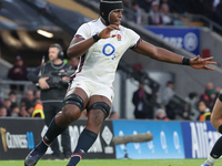 England's Maro Itoje (Saracens) is in action during the Autumn Nations Series International Rugby match between England and New Zealand at A...