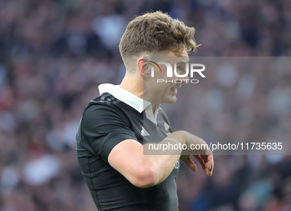 Beauden Barrett of New Zealand is in action during the Autumn Nations Series International Rugby match between England and New Zealand at Al...