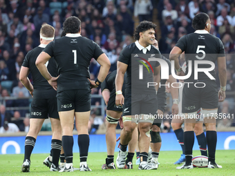 Wallace Sititi of New Zealand is in action during the Autumn Nations Series International Rugby match between England and New Zealand at All...