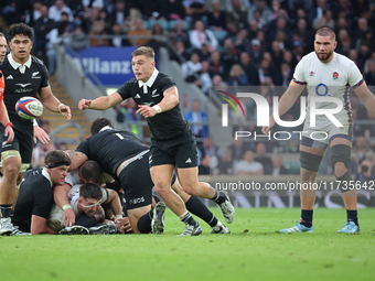 Cortez Ratima of New Zealand is in action during the Autumn Nations Series International Rugby match between England and New Zealand at Alli...